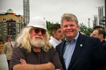  Bob and Seattle Mayor Greg Nickels 